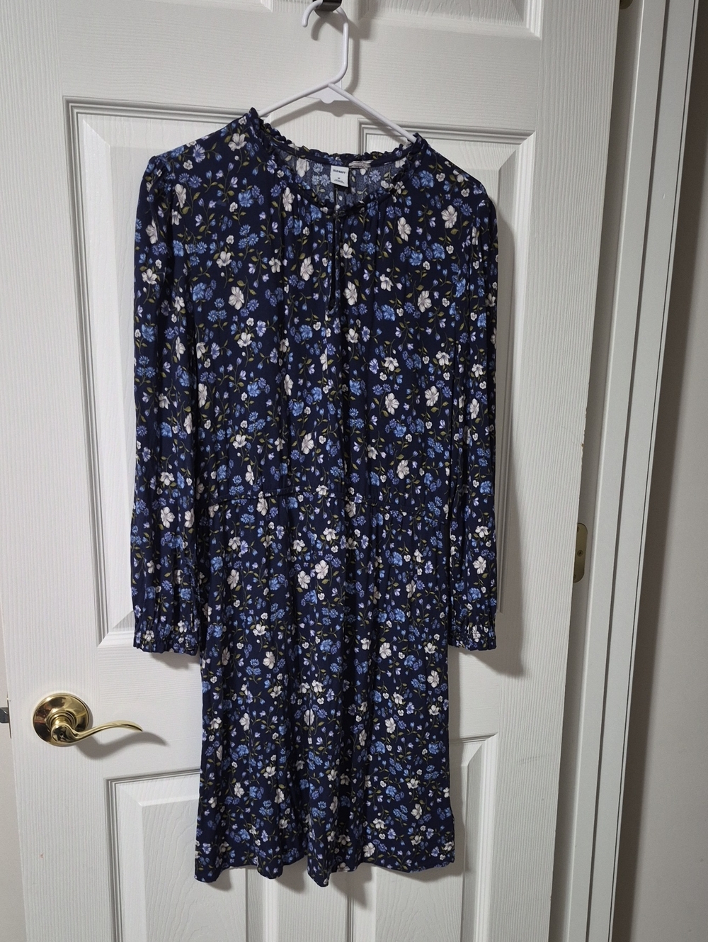 Old Navy Navy Floral Long Sleeve Midi Dress